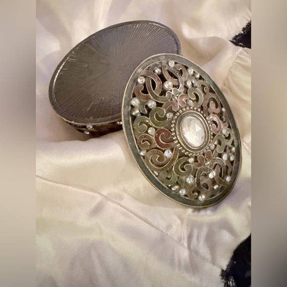 Elegant Silver and Gold Decorative Accent - Picture 5 of 9